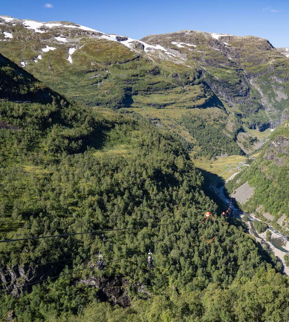 Utsikt fra havna i Flåm